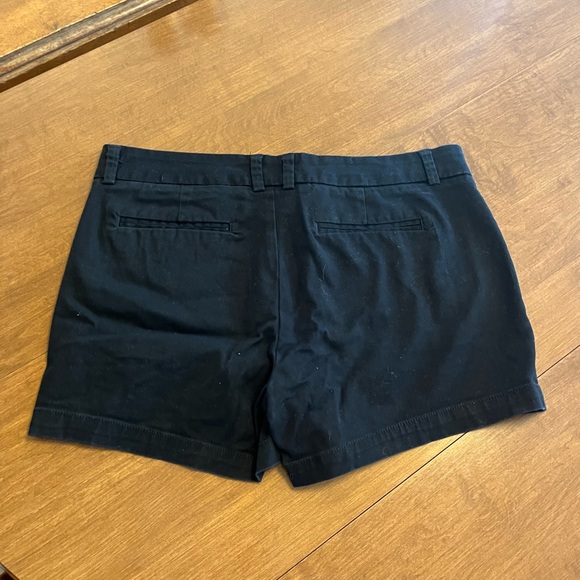 Women’s Shorts Lot - Size 6 (Daisy Fuentes, Apt 9, Ana) - Picture 6 of 7